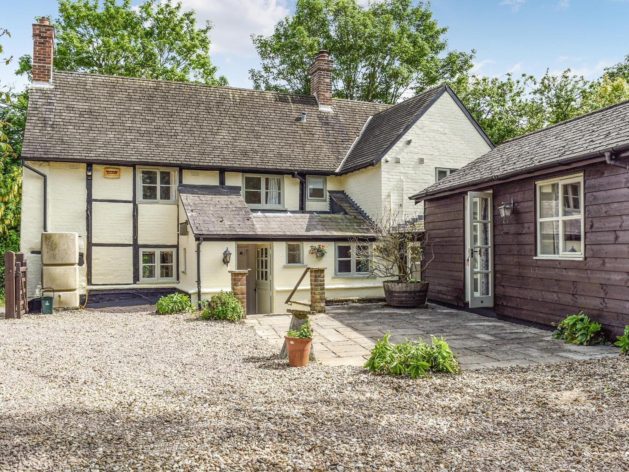 Wayside Cottage Adstock Exterior photo