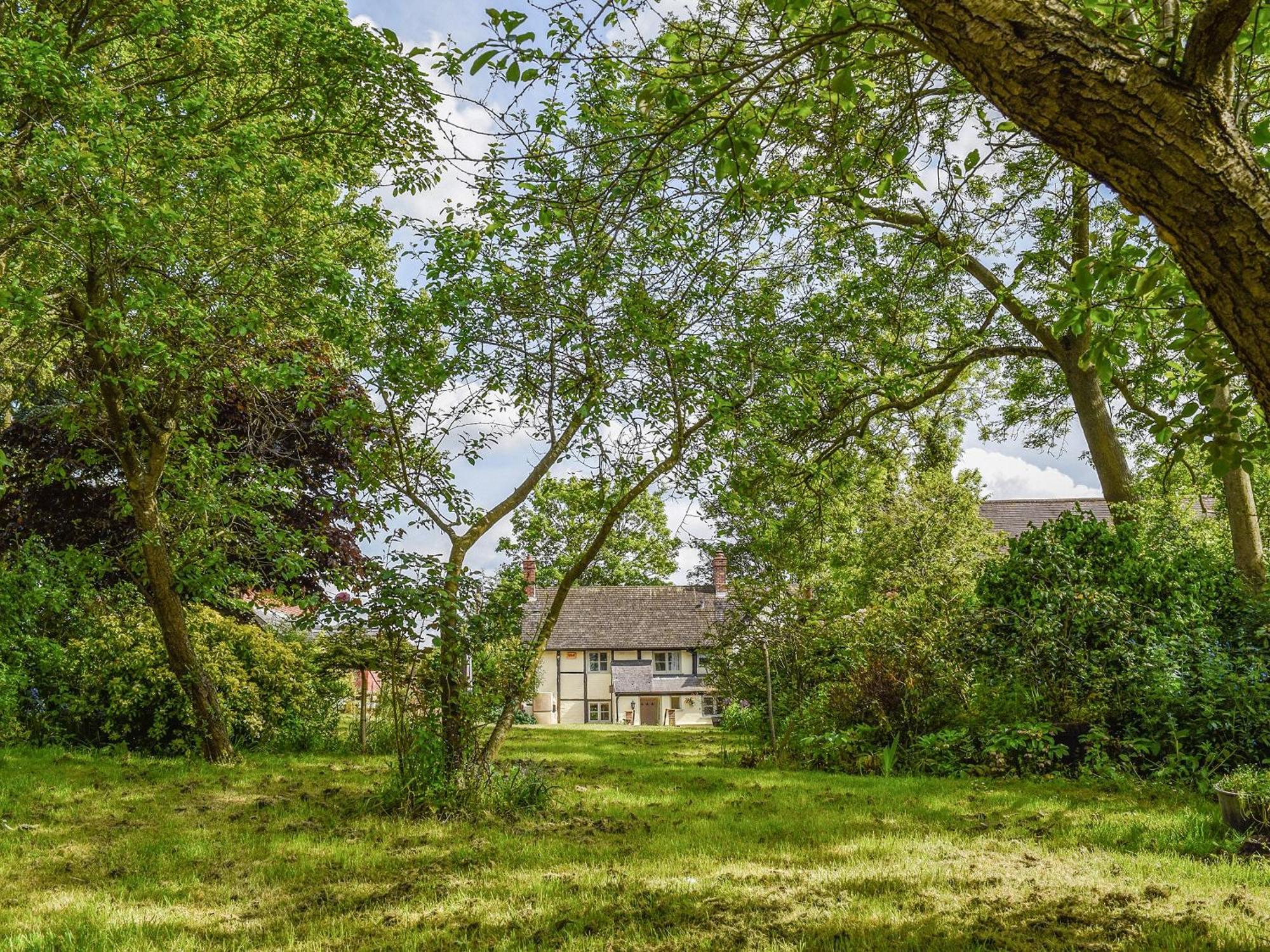 Wayside Cottage Adstock Exterior photo